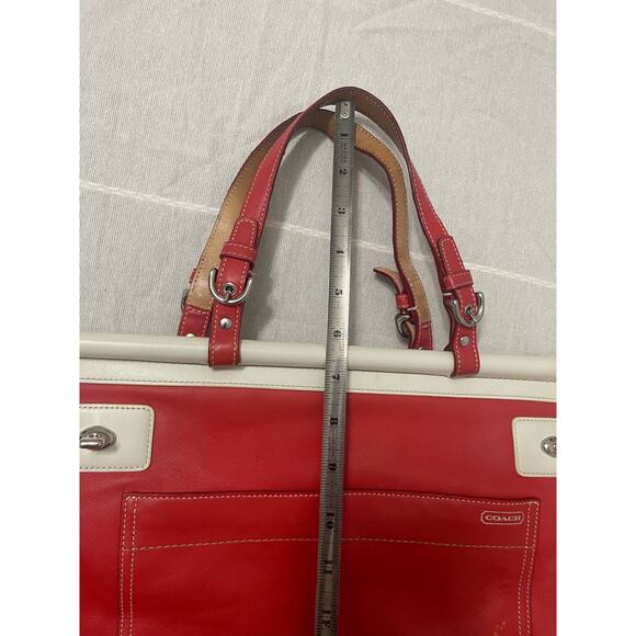Coach Limited Edition Red and White Leather Turnlock Satchel style 9285 - Picture 6 of 12